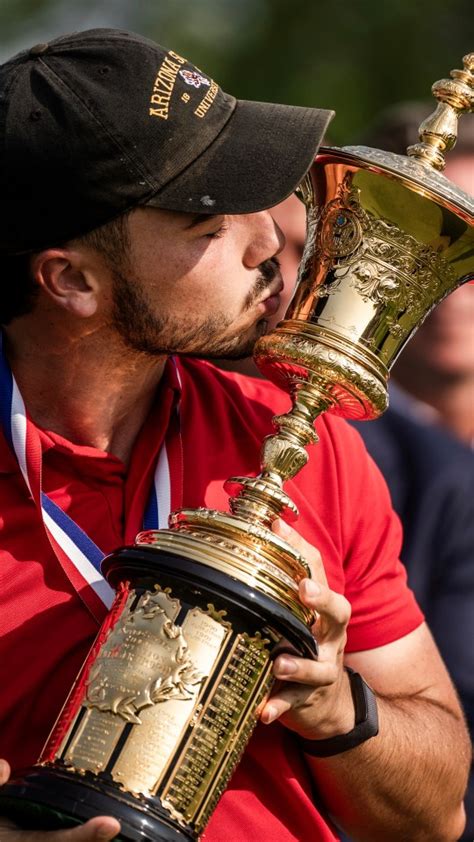 Jose Luis Ballester becomes 1st Spaniard to win US Amateur, .